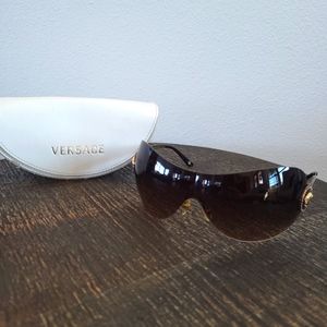 Versace Sunglasses Gold/Brown Model 2113 B